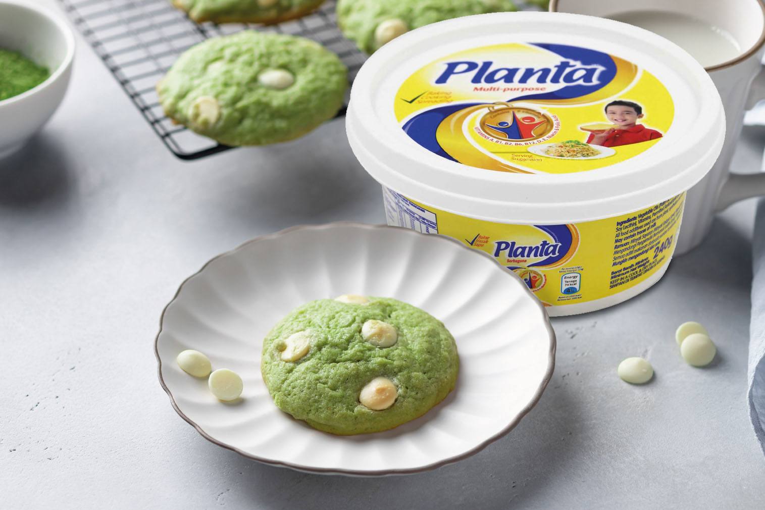 recipe image Almond Pandan Cookies
